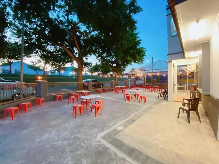 A02 Homestay In Taman Daya Johor Bahru Malaysia