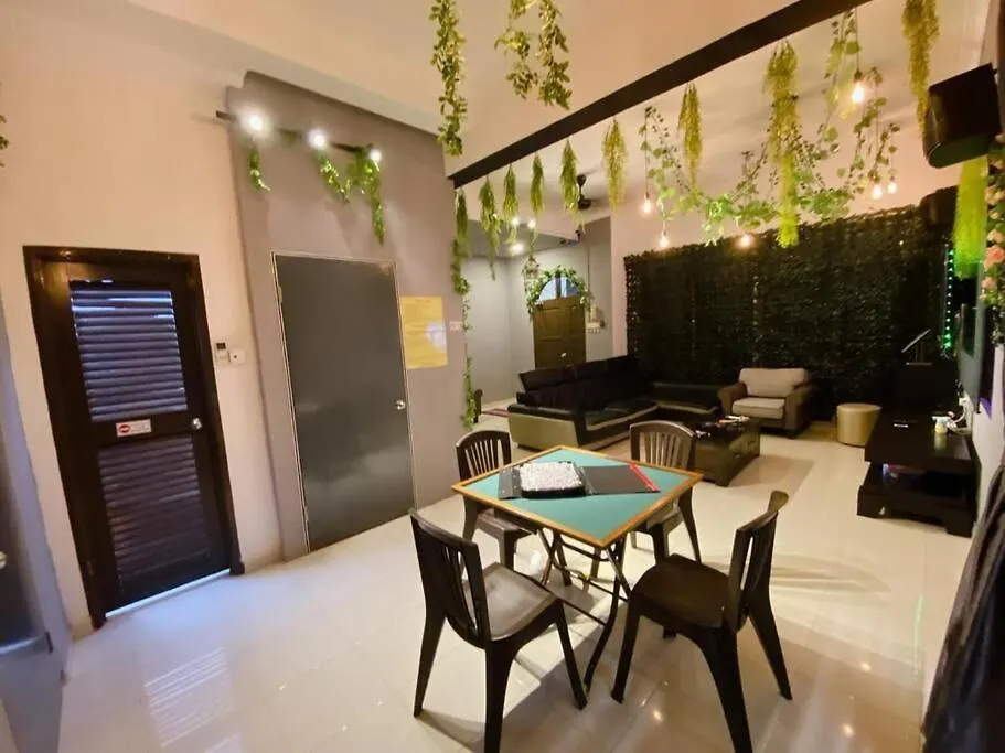 Holiday home A02 Homestay In Taman Daya Johor Bahru